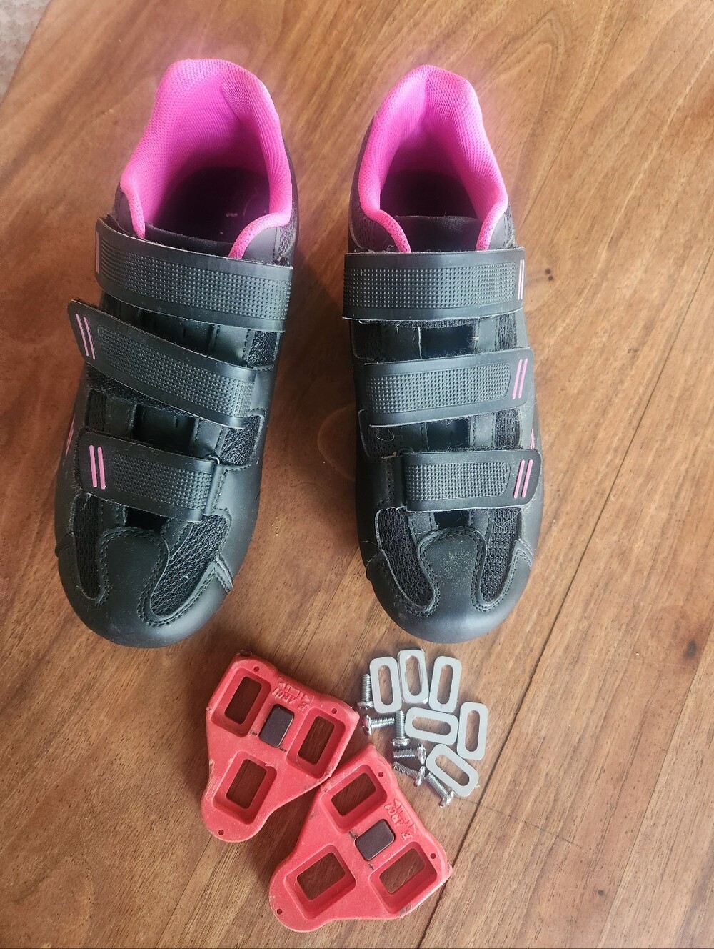 Tommaso W. Pista 100 Spin Cycling Shoes Black And Pink; Size 7